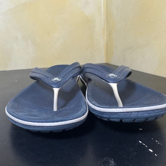 Crocs Flip Flop Sandals Mens Size 11 Blue Beach Vacation Slip on - Picture 3 of 7